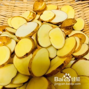 小尖椒炒土豆片