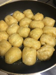 美味的酿豆腐泡