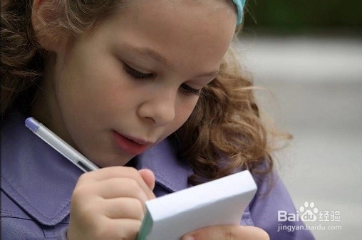 孩子上课注意力不集中?