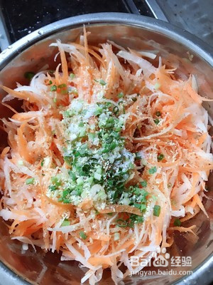 红萝卜土豆饼的做法