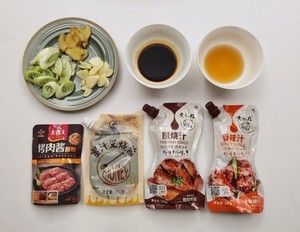 蜜汁烤肋排的做法