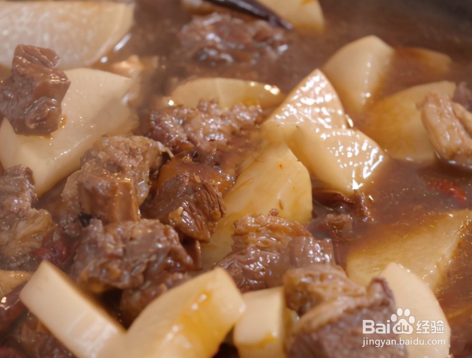 家庭自制萝卜焖牛腩