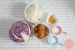 养生食补紫甘蓝鸡肉炒饭的做法