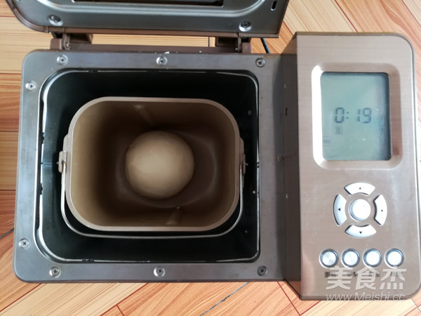 奶黄小餐包的做法