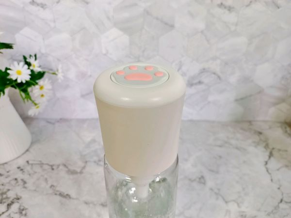 葡萄石榴气泡水