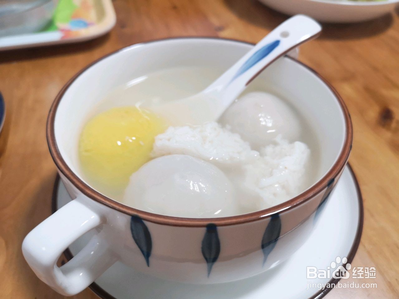 酒酿汤圆的做法