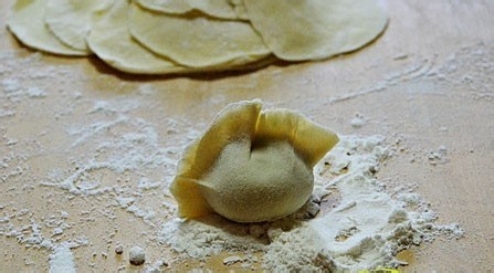 家常菜谱：三鲜饺子