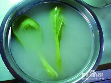 私房炒菜什么时候放盐最营养?