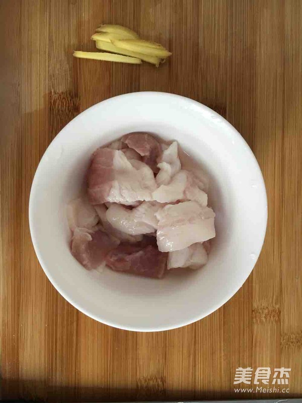 洋葱炒肉的做法