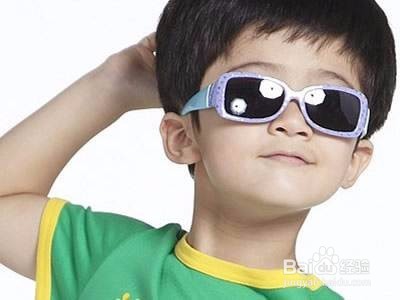儿童近视度数增加的原因有哪些?
