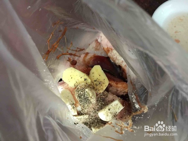 如何做蚝油玉米片烤翅？