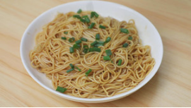 如何制作葱油面