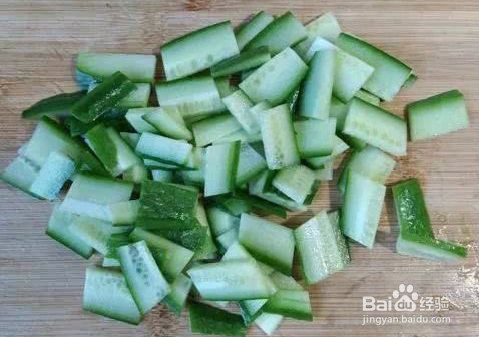 黑木耳拌黄瓜的做法