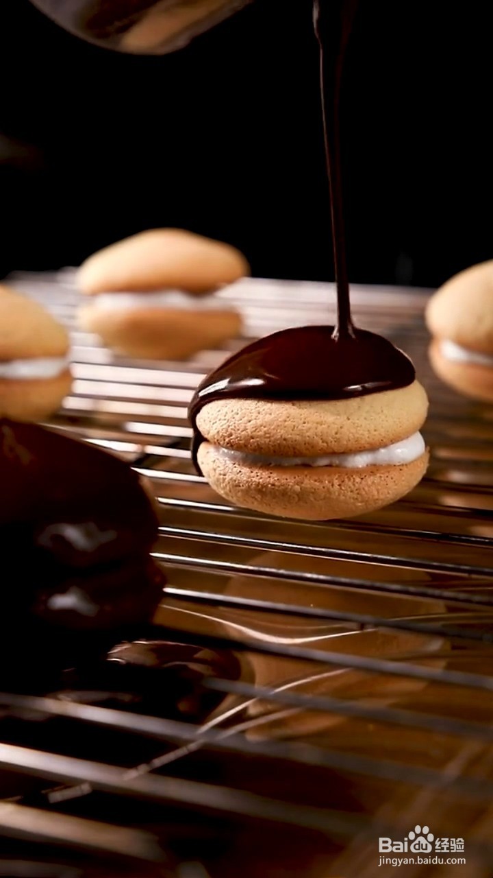 如何制作布雪巧克力脆皮蛋糕