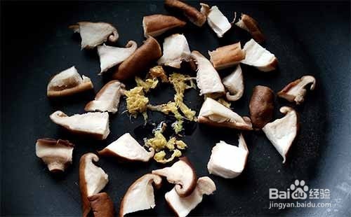 私房食谱:麻油猪炊饭