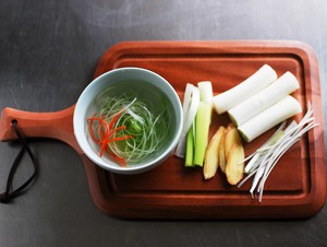 清蒸鲈鱼怎么做好吃？