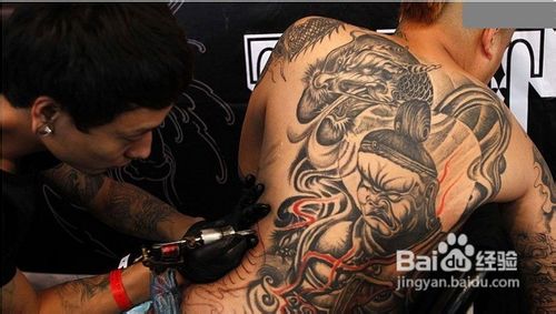 纹身的步骤有哪些?