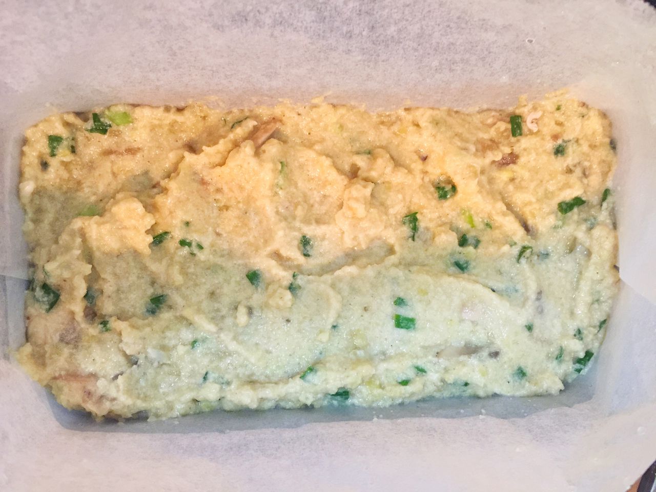 怎么做花菜蘑菇香葱蛋糕,看完这个你就学会了