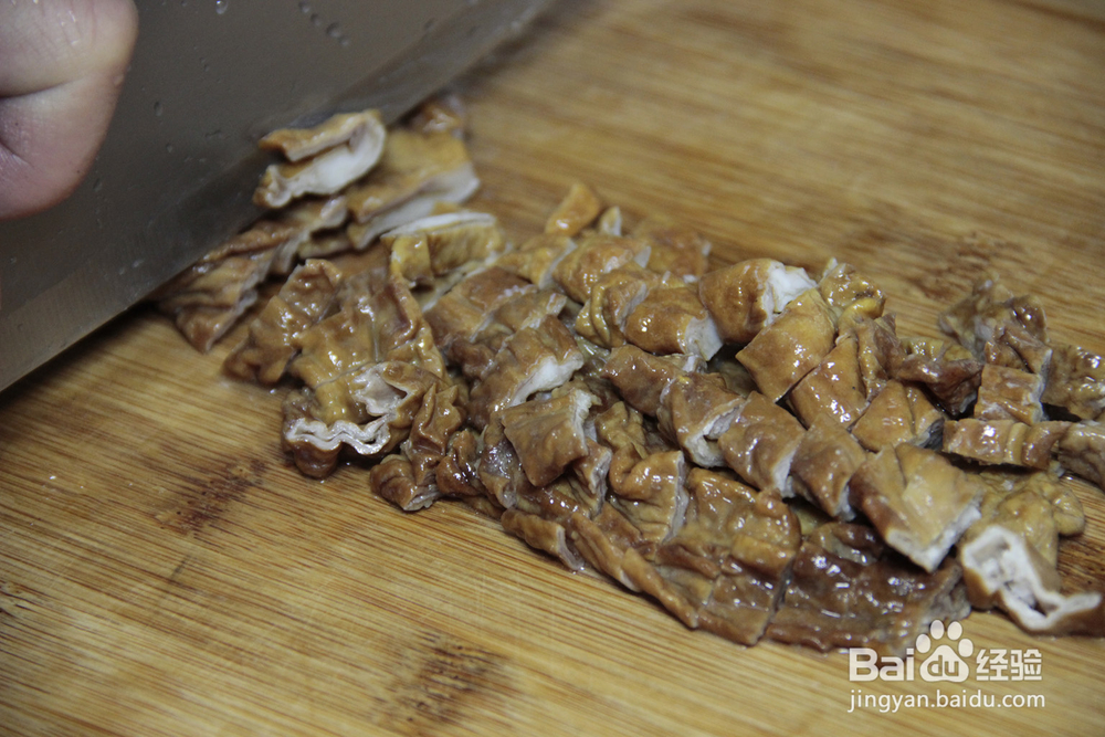 怎么做小炒腊猪肠?