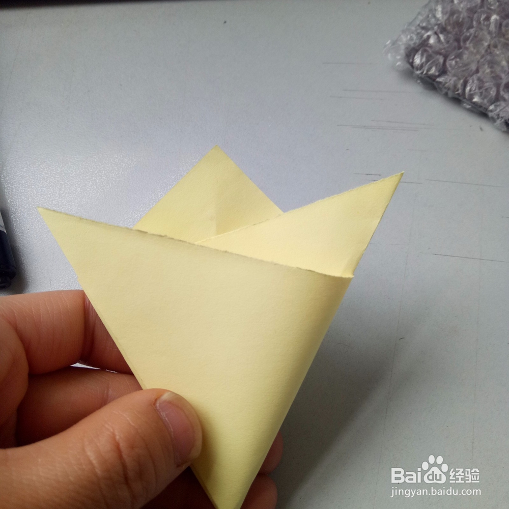 爱心窗花的剪纸方法