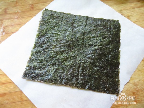 如何做出好吃的肉丝蛋黄饭团