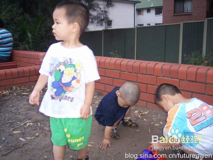 玩过泥巴才算有过童年