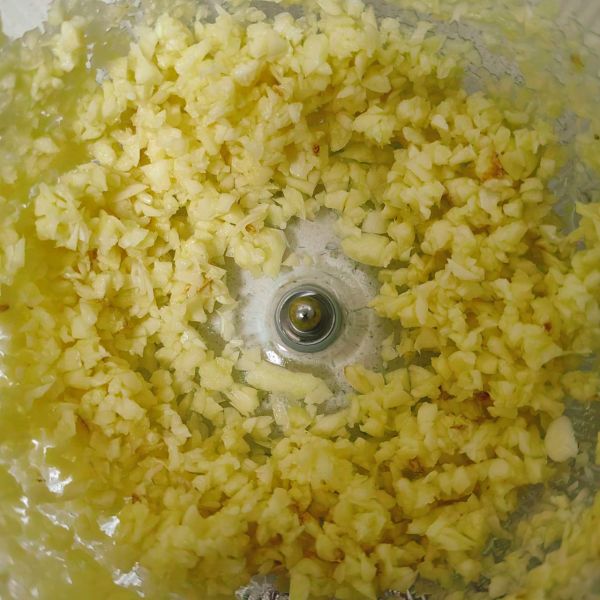 快手空气炸锅蒜香鸡翅