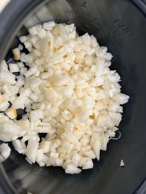 雪梨银耳红枣汤