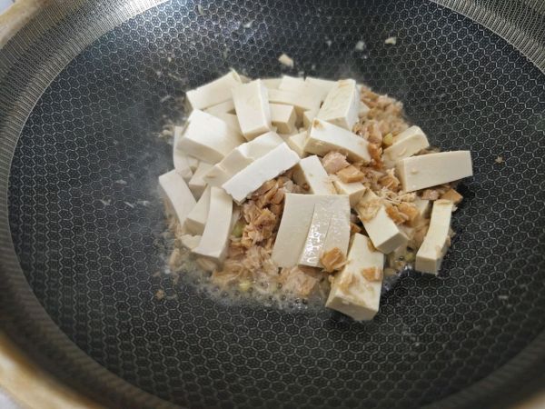 蟹黄鸡胸肉沫豆腐