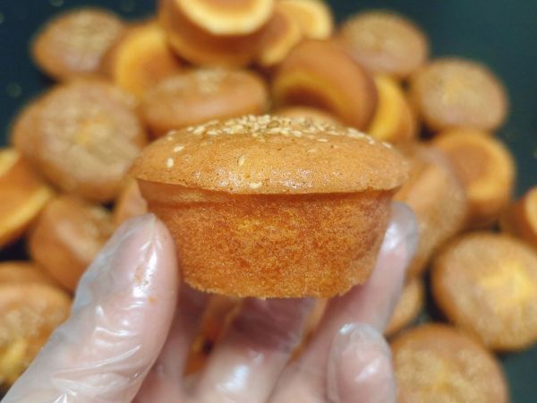 无水蜂蜜脆皮小蛋糕