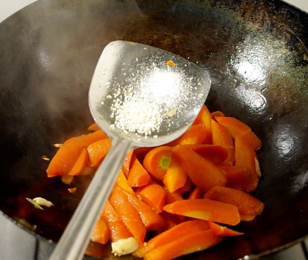 家常清炒胡萝卜