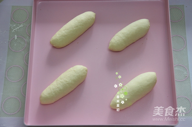 生菜香脆花生沙拉面包