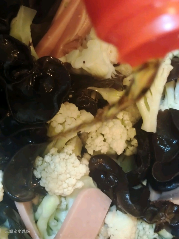 家常火腿炒菜花