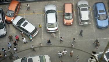 为什么停车的时候车头要向外