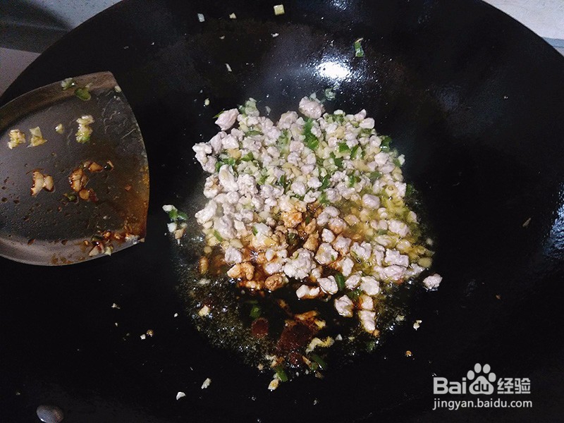 一道美味又营养的肉末土豆泥,1分钟就能学会