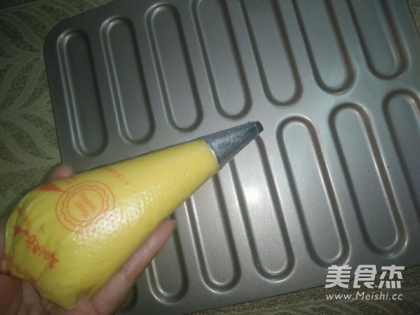闪电奶油泡芙