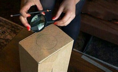 如何用手机制作放映机