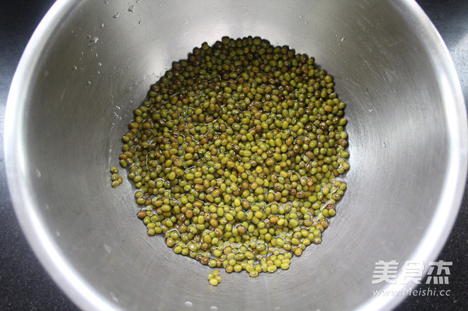 生绿豆芽的做法