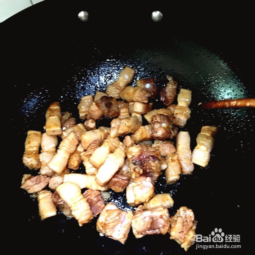 土豆红烧肉该如何做