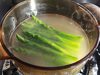 金汤竹荪扒芦笋