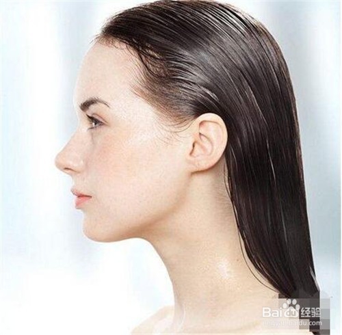 怎样防止头发干枯开裂