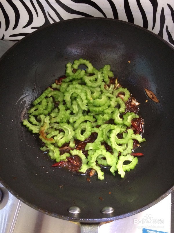 酱炒苦瓜怎么做