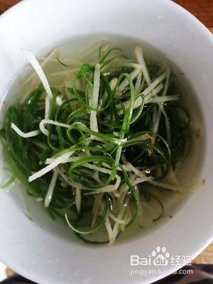 动手做清蒸鲈鱼