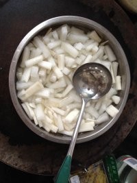 夏日小吃——酸萝卜