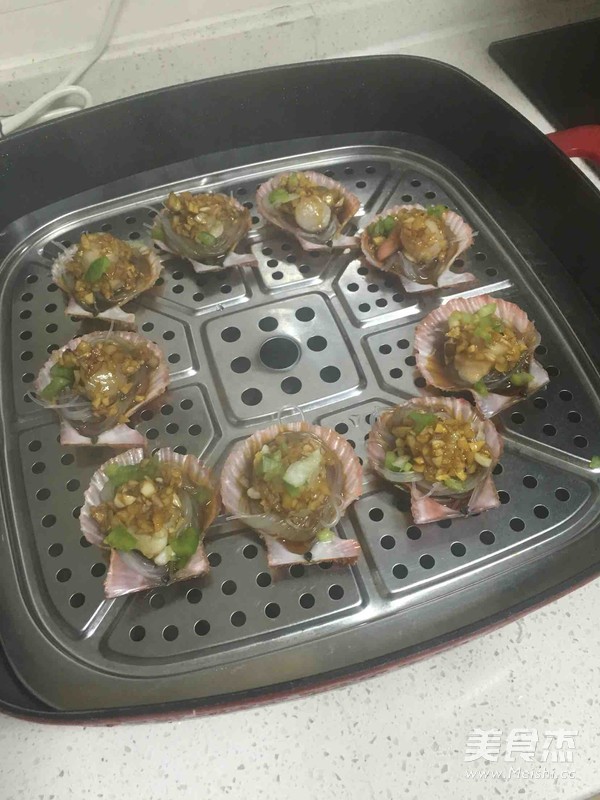 蒜蓉粉丝蒸扇贝