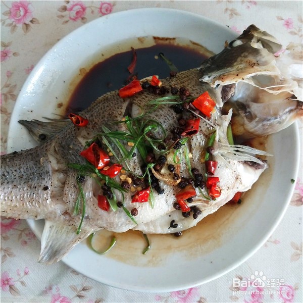 清蒸鲈鱼的做法