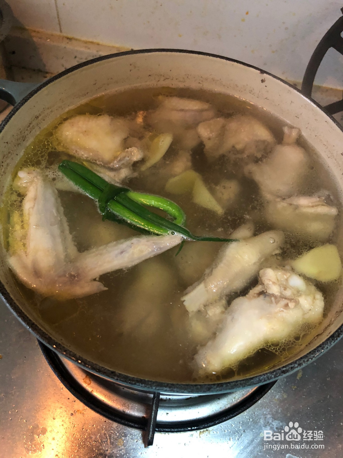 山药虫草花炖老母鸡汤的做法