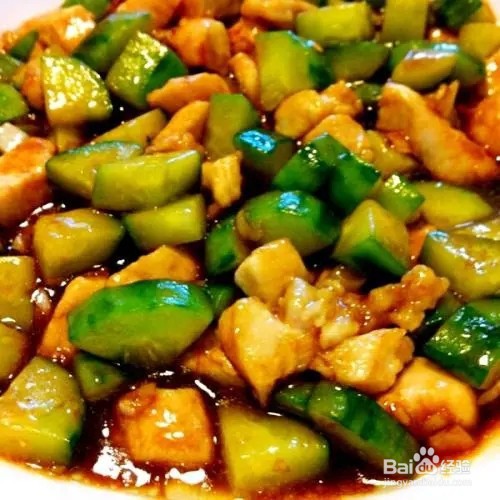 蚝油黄瓜炒鸡丁