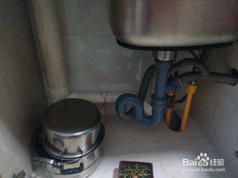 厨房下水道反水怎么堵安装止回阀方法