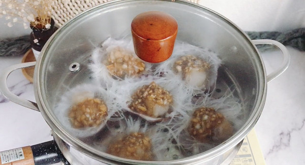 蒜蓉粉丝蒸扇贝